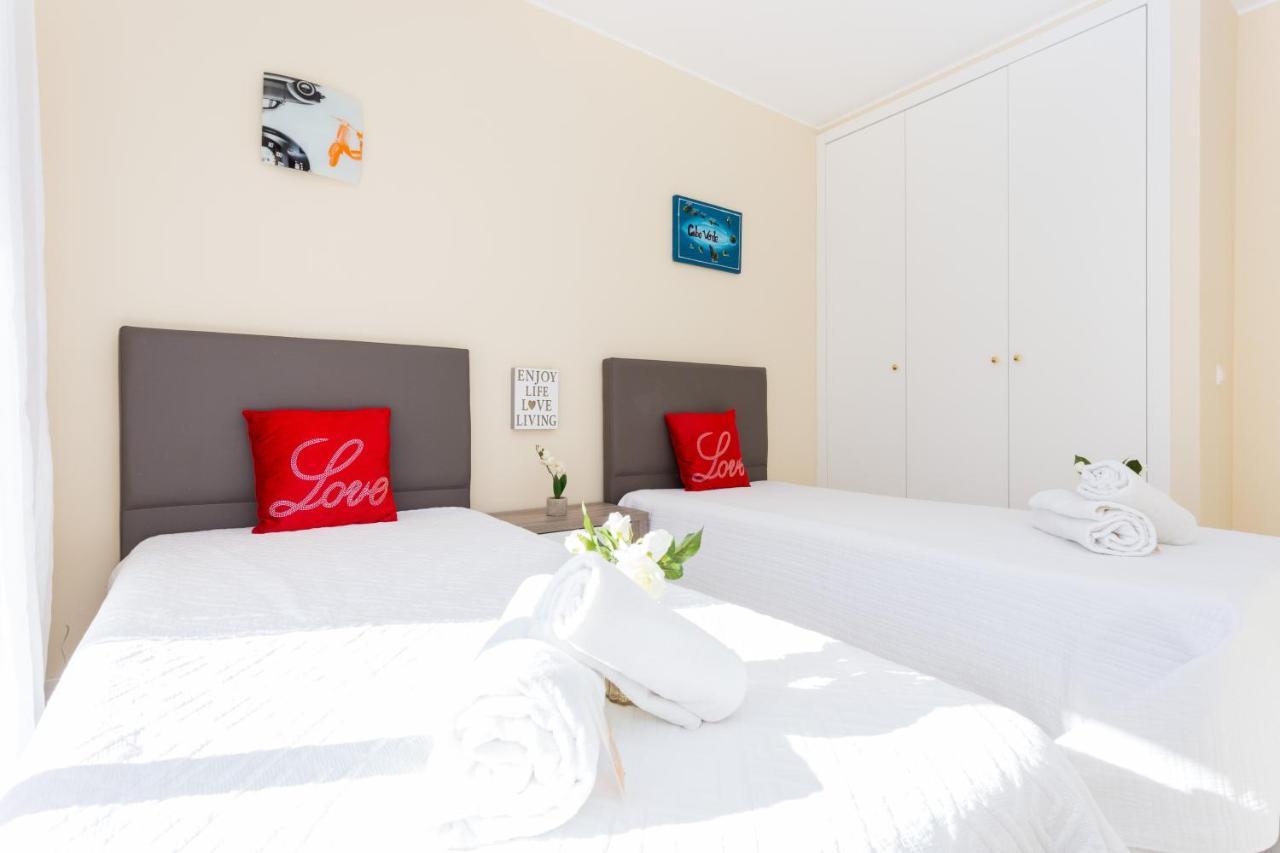 Love Sun Beach Apartment Portimao Exterior photo